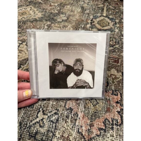 TAYLOR SWIFT & POST MALONE FORTNIGHT LIMITED EDITION CD SINGLE NEW SEALED - Picture 1 of 2